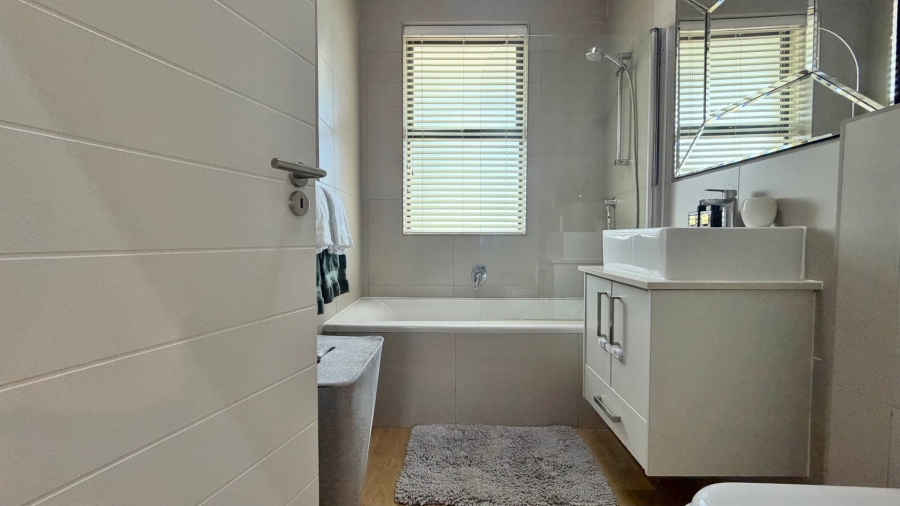 2 Bedroom Property for Sale in Sitari Country Estate Western Cape